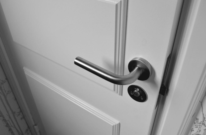 5 Tips for Home Safety and Surveillance